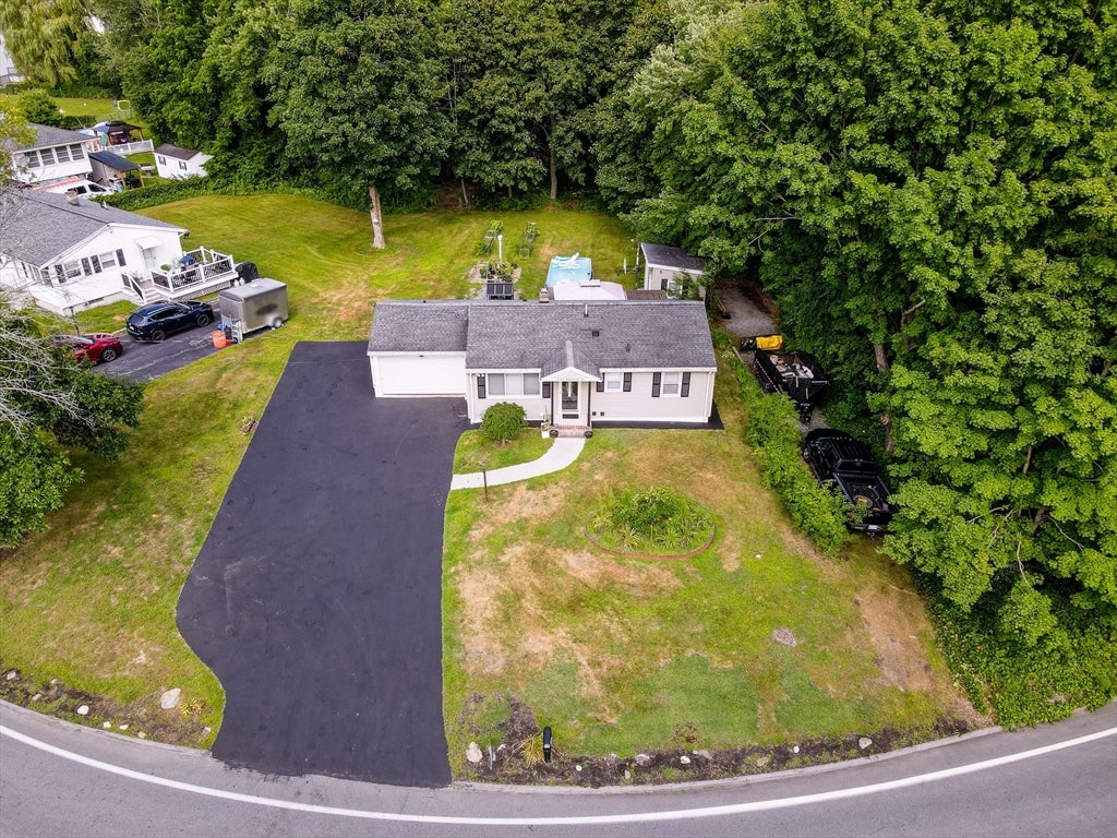 1295 Hildreth St, Dracut, MA Photo #30