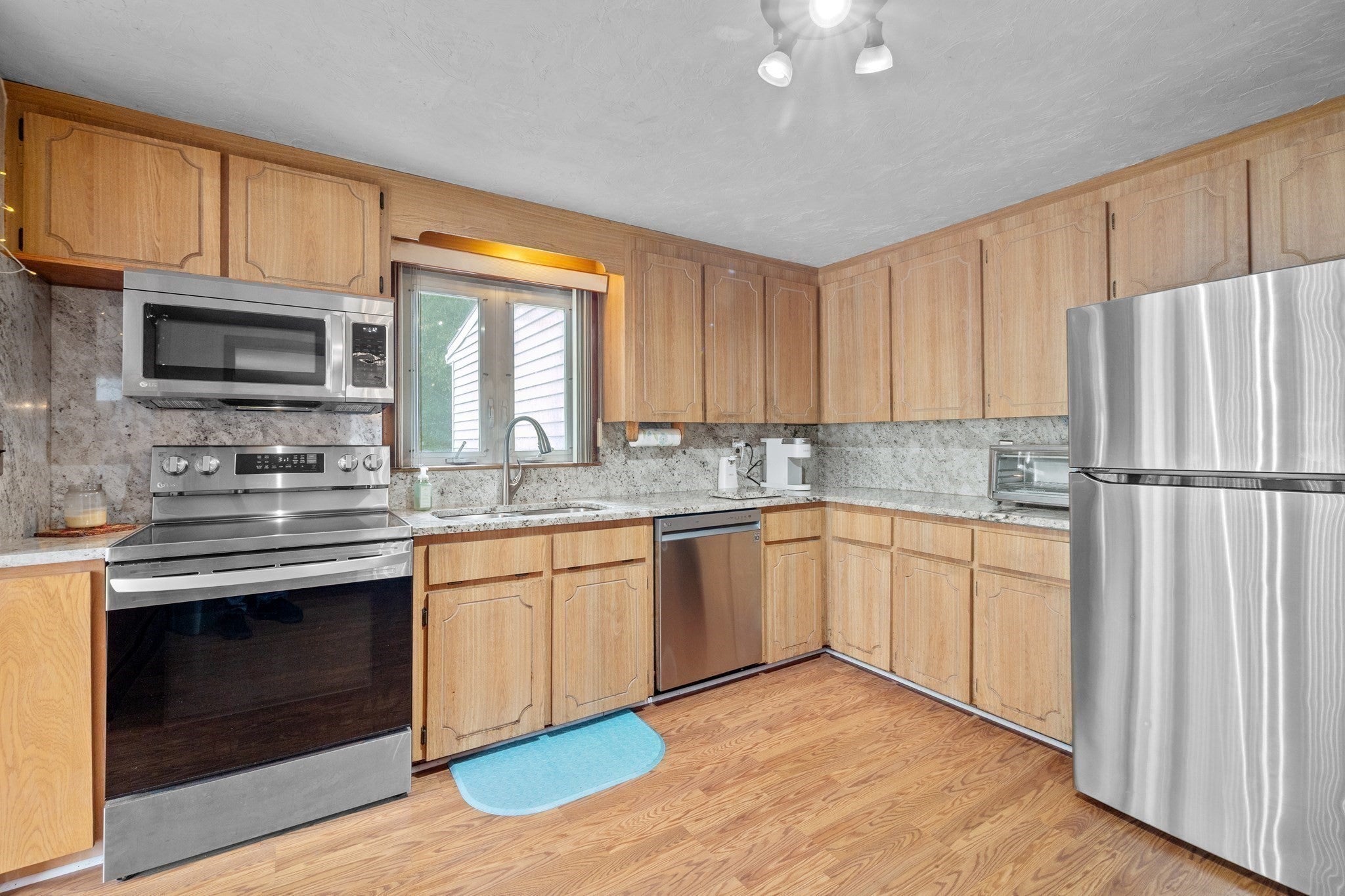 87 Audubon Road, Norwood, MA, 87 Audubon Road, Norwood, MA Photo #6