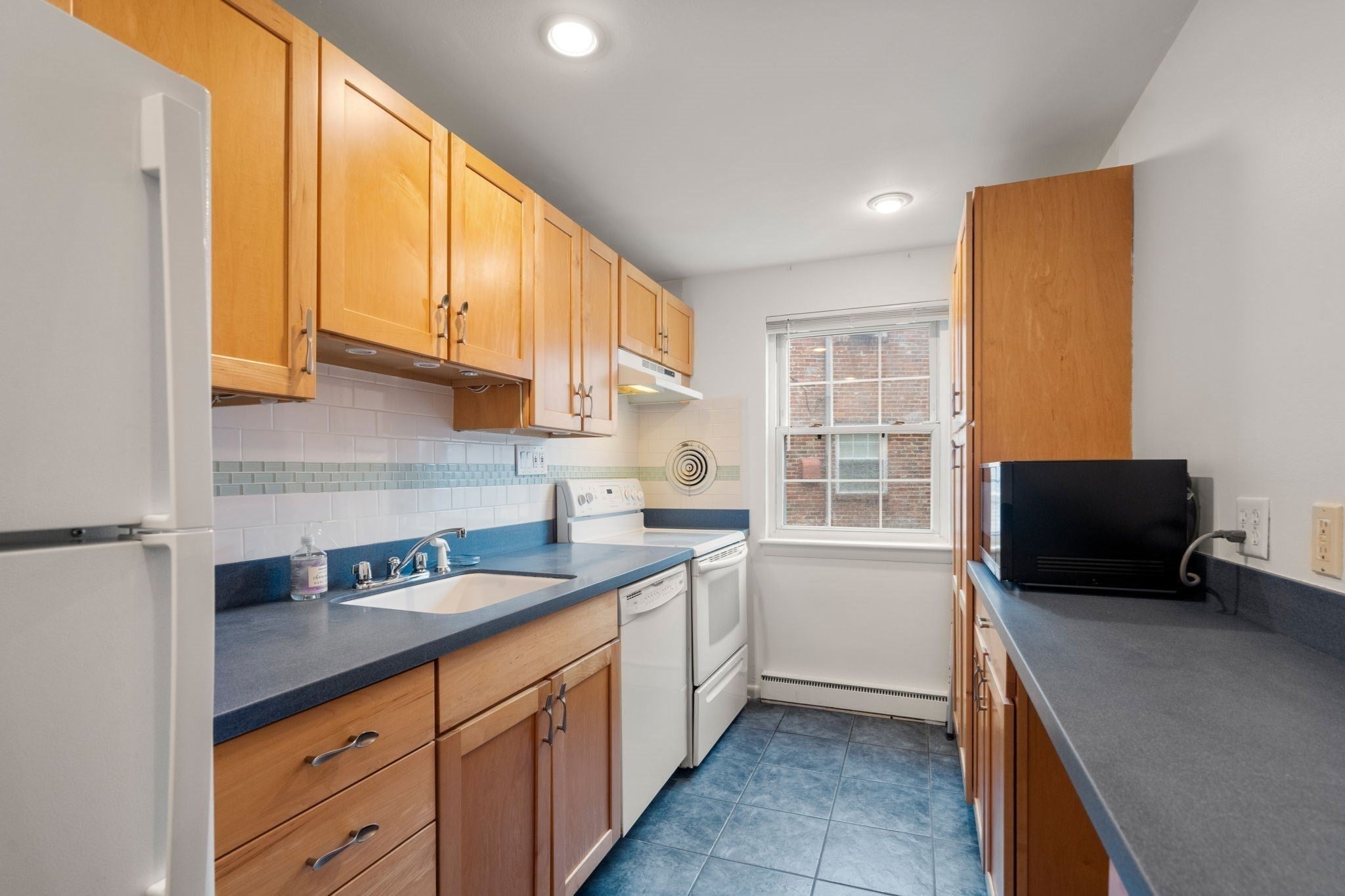 12 Colonial Village Drive #5, Arlington, MA Photo #4