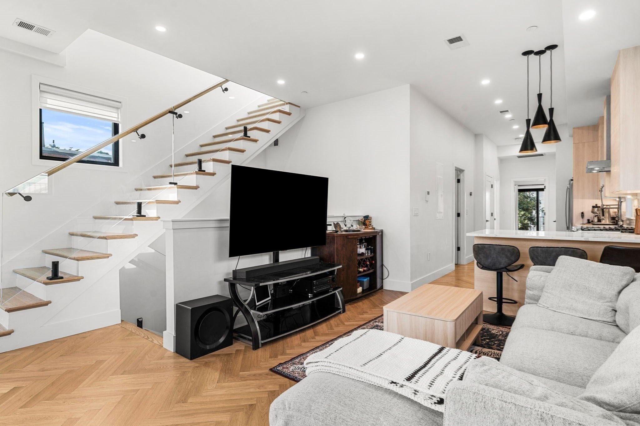 86 Princeton St #3, Boston, MA Photo #16