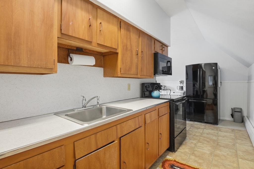 85 Burncoat Street, Worcester, MA Photo #25