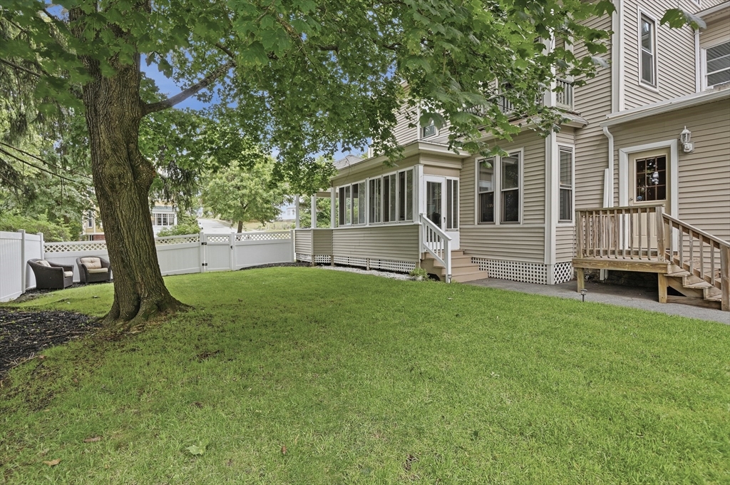 85 Burncoat Street, Worcester, MA Photo #39