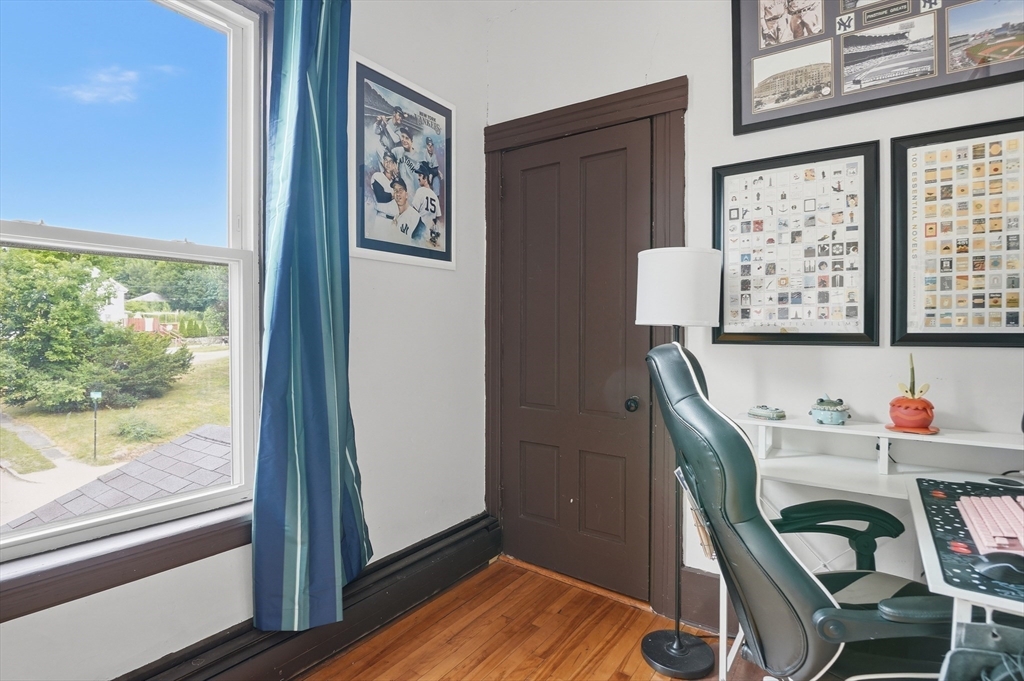 85 Burncoat Street, Worcester, MA Photo #34