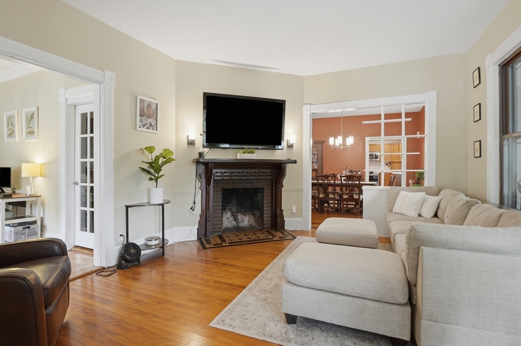 85 Burncoat Street, Worcester, MA Photo #8