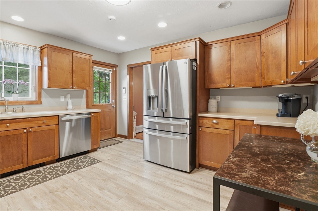 85 Burncoat Street, Worcester, MA Photo #14