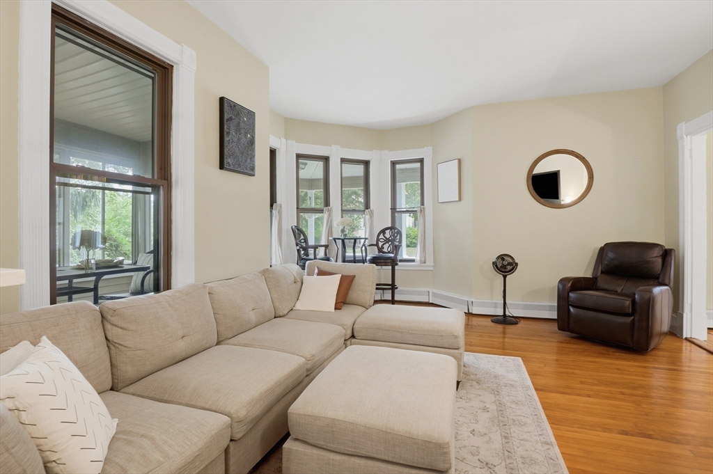 85 Burncoat Street, Worcester, MA Photo #9
