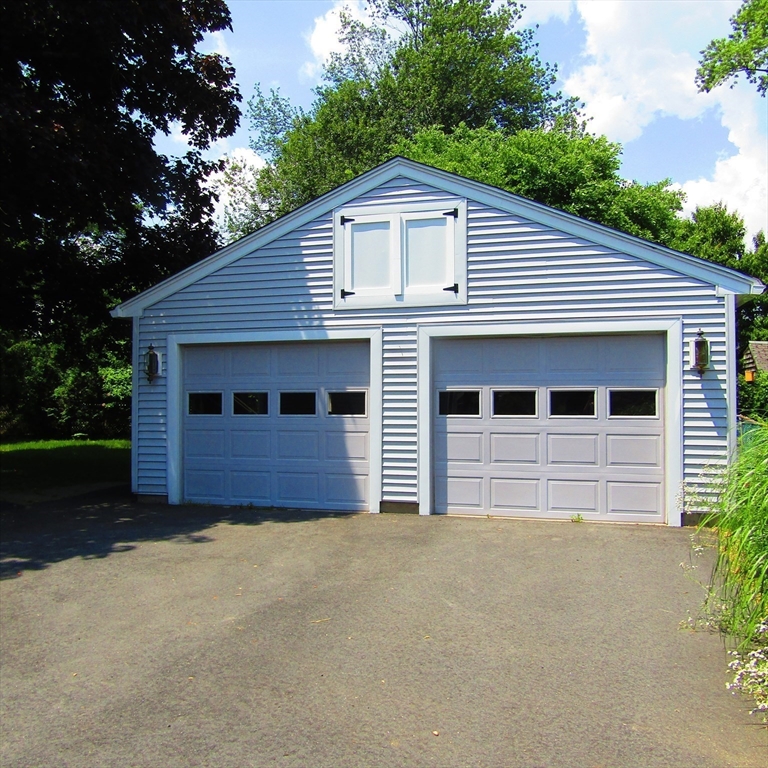33 Claire Avenue, Northampton, MA Photo #6