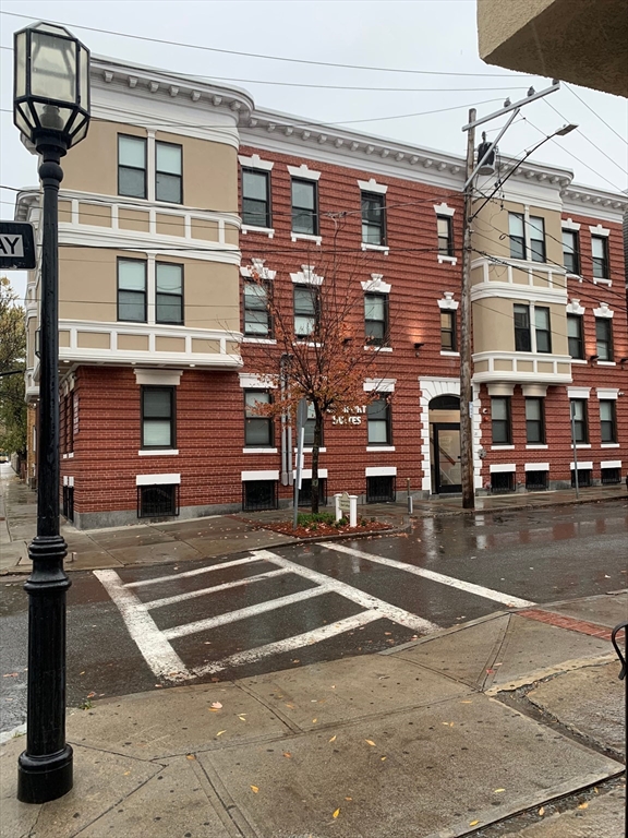 Photo 1 of 19 — 16 Fifth 3, Chelsea, MA 02150