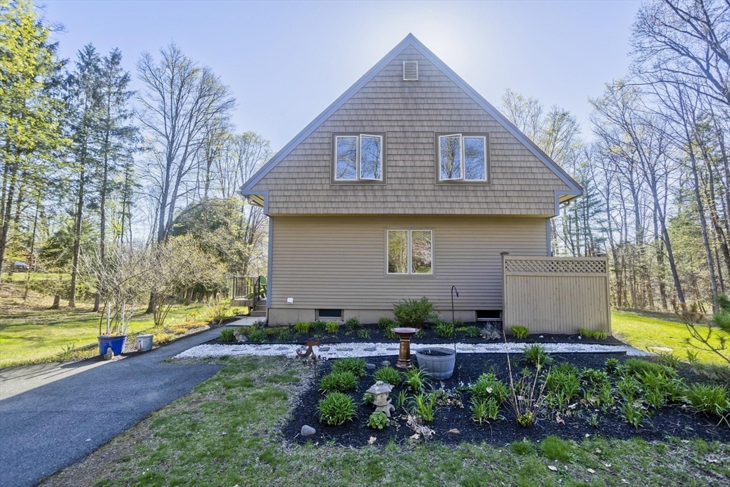 80 Amherst Rd
