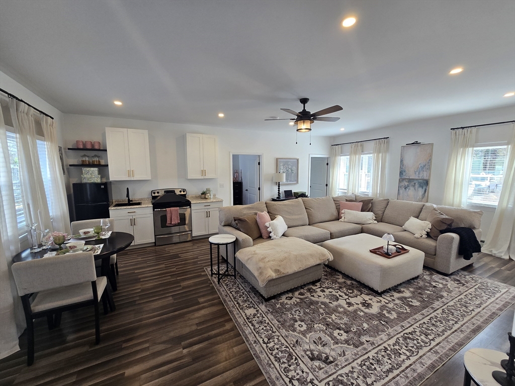 42 Salem St 2