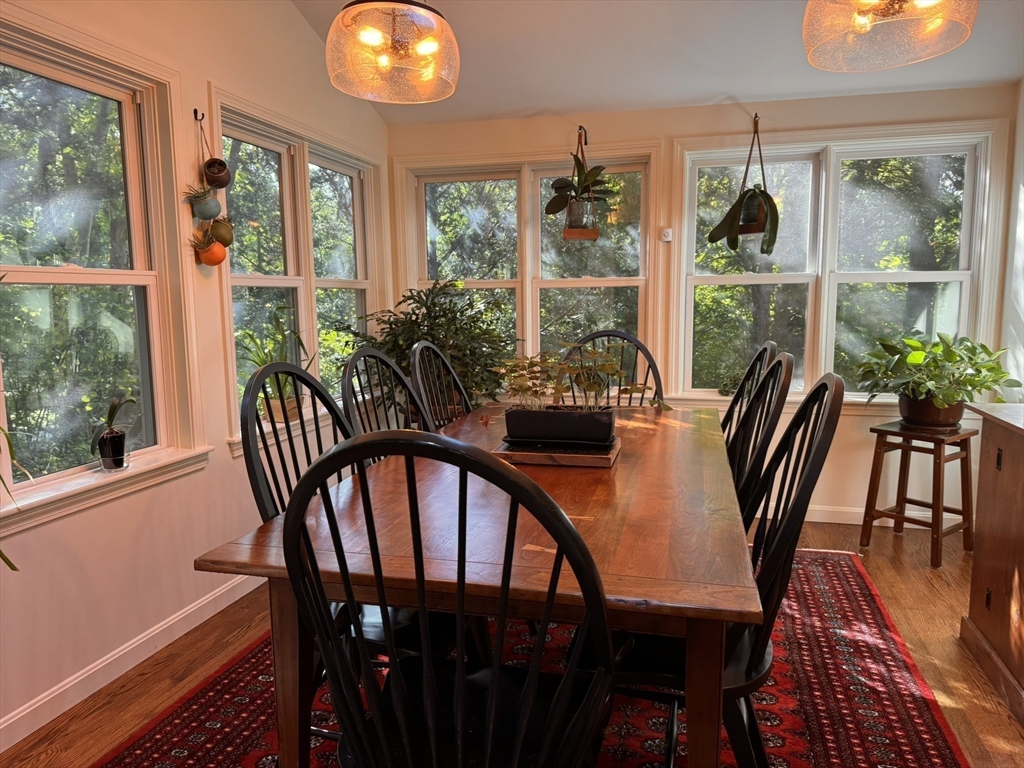 9 Strawberry Hill Rd