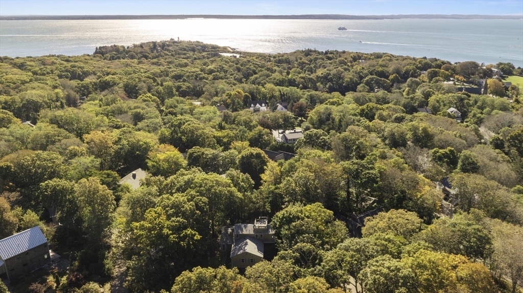 9 Strawberry Hill Rd