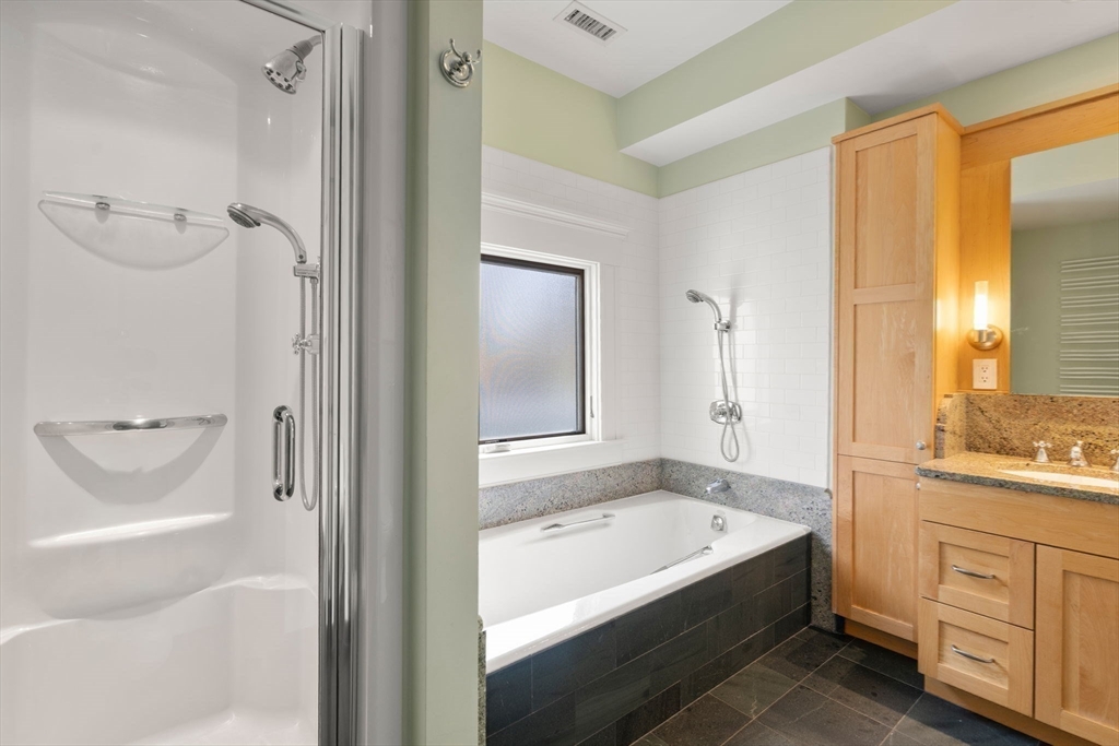 138 Thorndike St, Cambridge, MA Photo #18