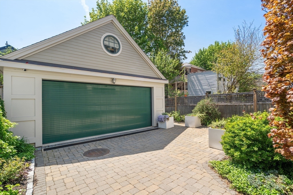 138 Thorndike St, Cambridge, MA Photo #33