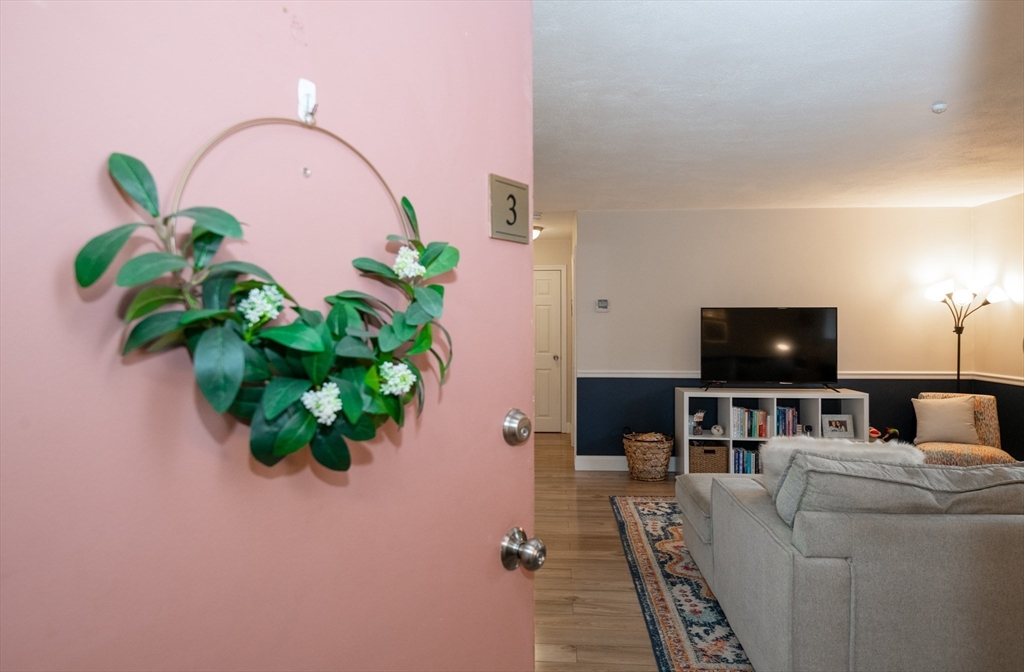 60 Colonial Dr. 3