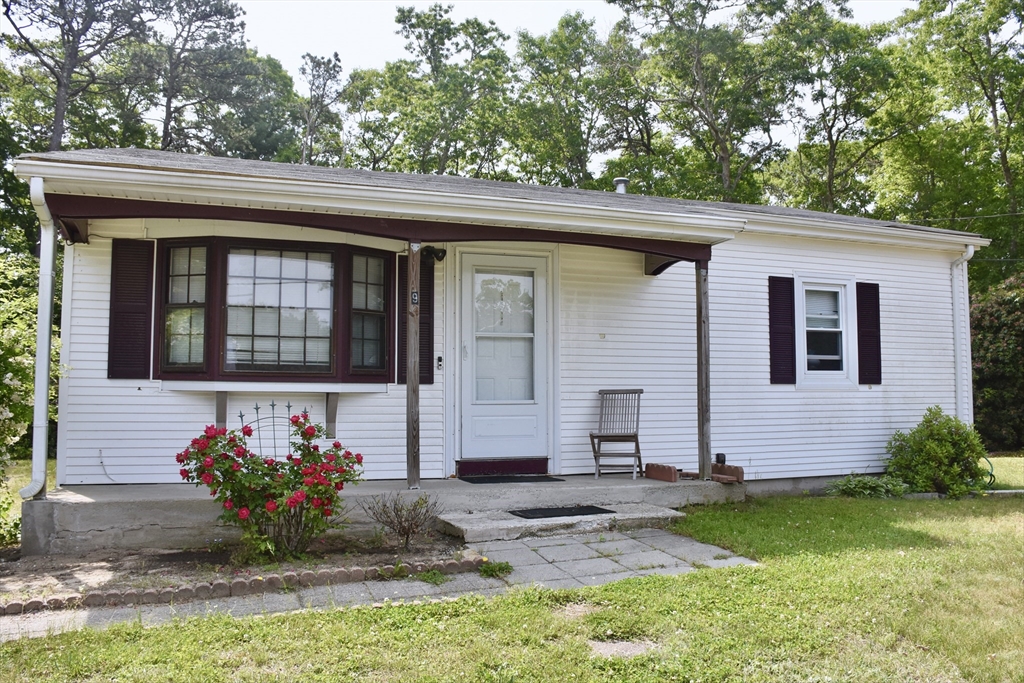 9 Barker Rd