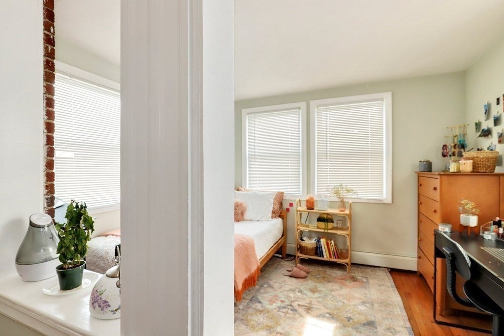 62 Algonquin Rd #1A, Newton, MA Photo #17
