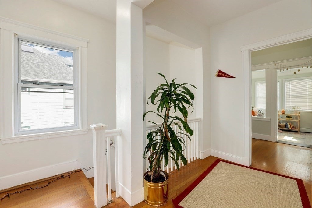 62 Algonquin Rd #1A, Newton, MA Photo #8