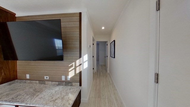 165 Newbury 8