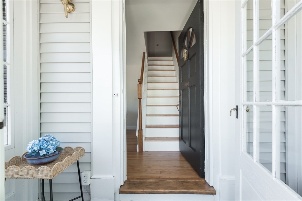 4 Inverness Rd