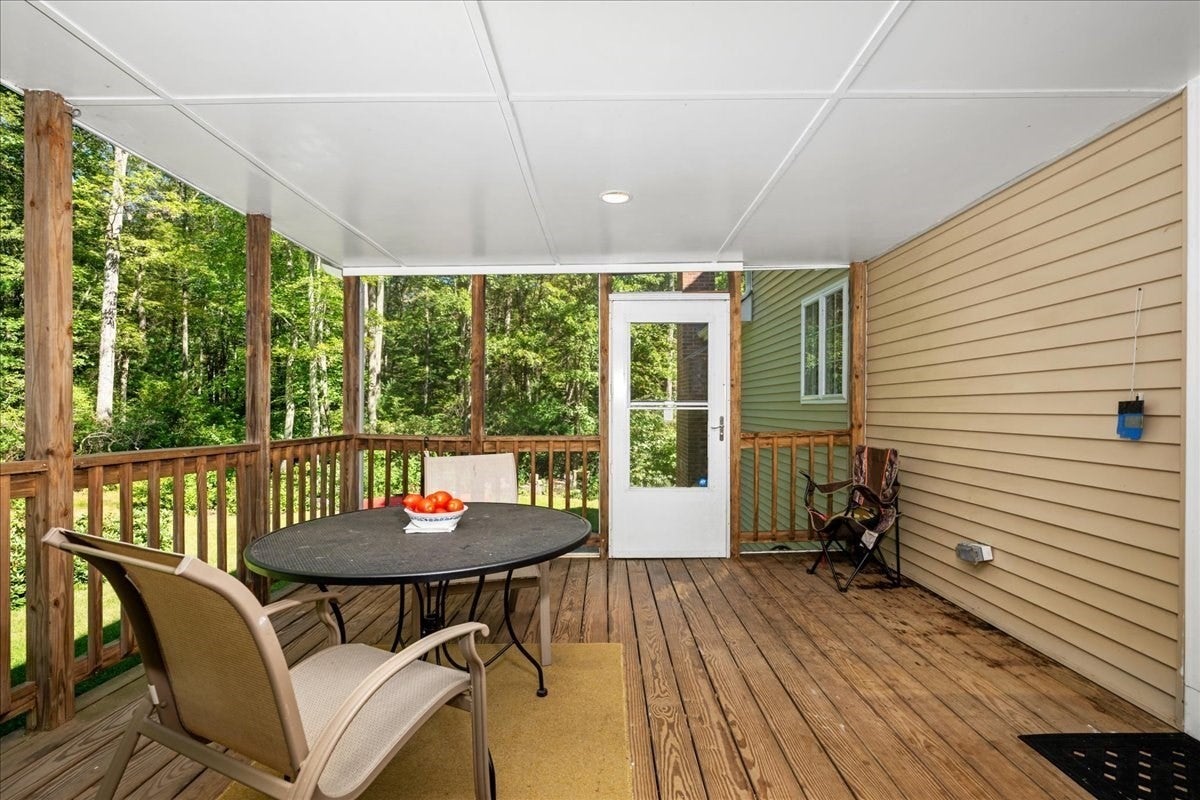 111 Sw Main St, Douglas, MA, 111 Sw Main St, Douglas, MA Photo #28