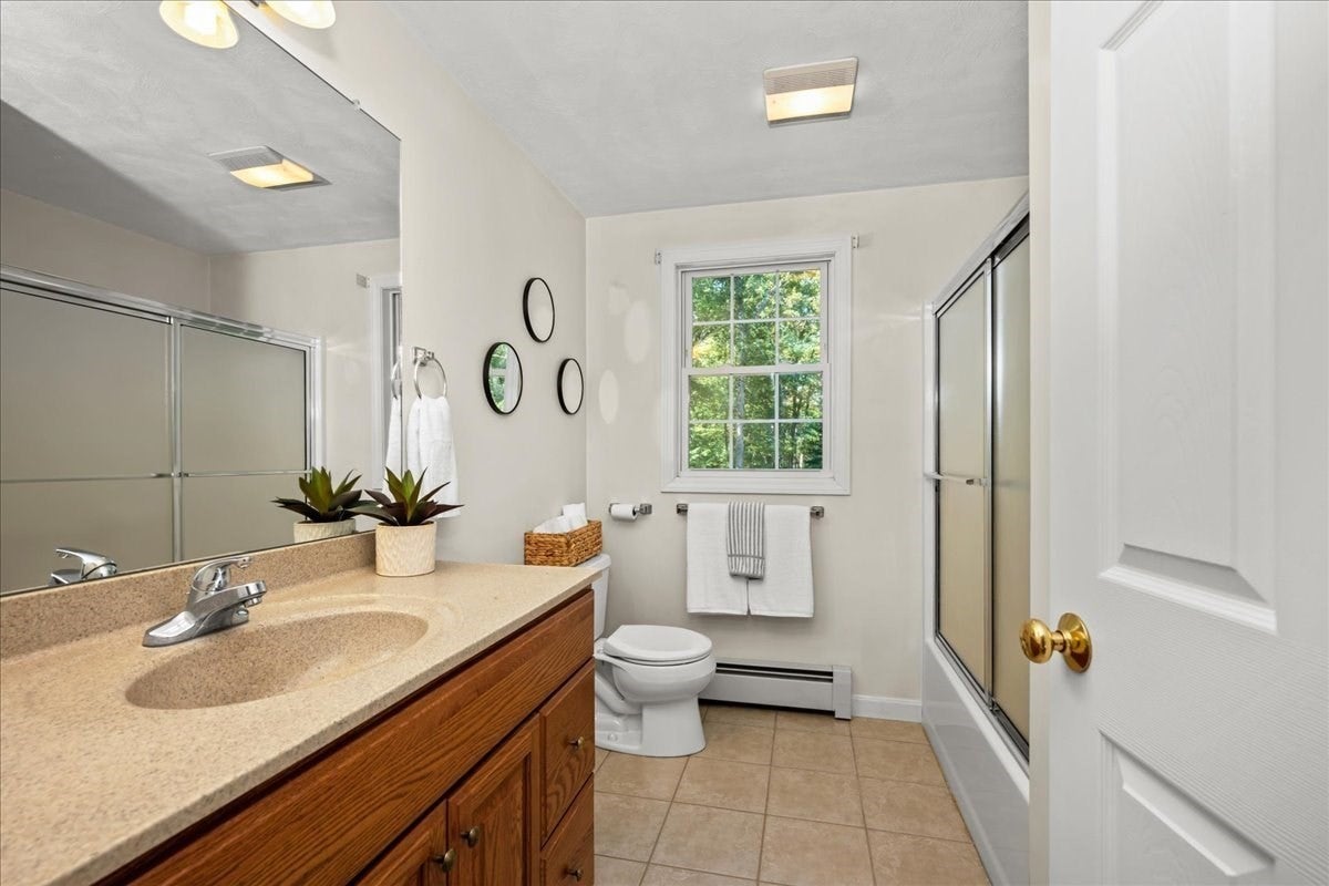 111 Sw Main St, Douglas, MA, 111 Sw Main St, Douglas, MA Photo #23