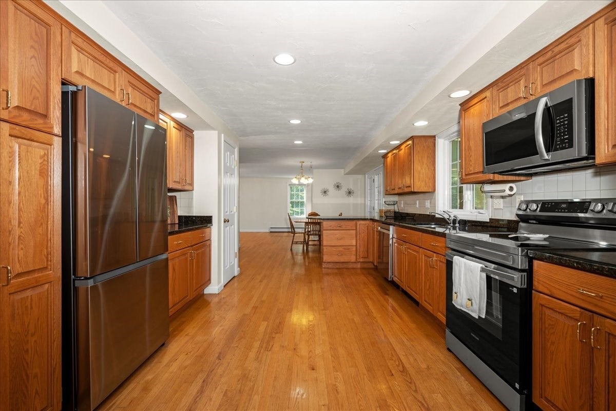 111 Sw Main St