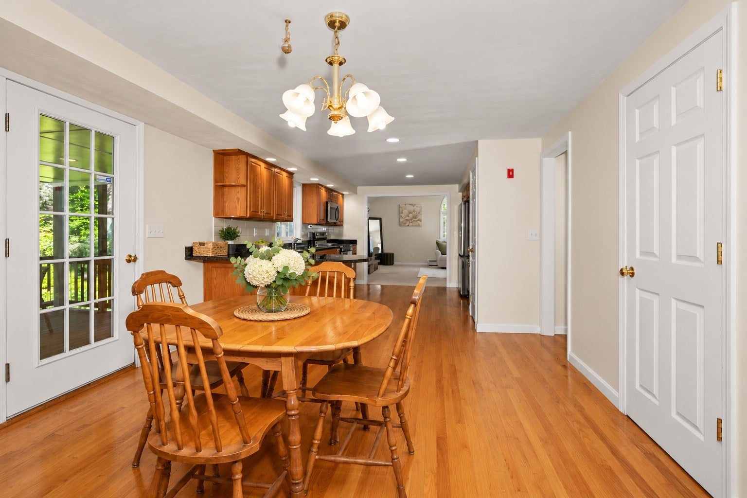 111 Sw Main St, Douglas, MA, 111 Sw Main St, Douglas, MA Photo #10