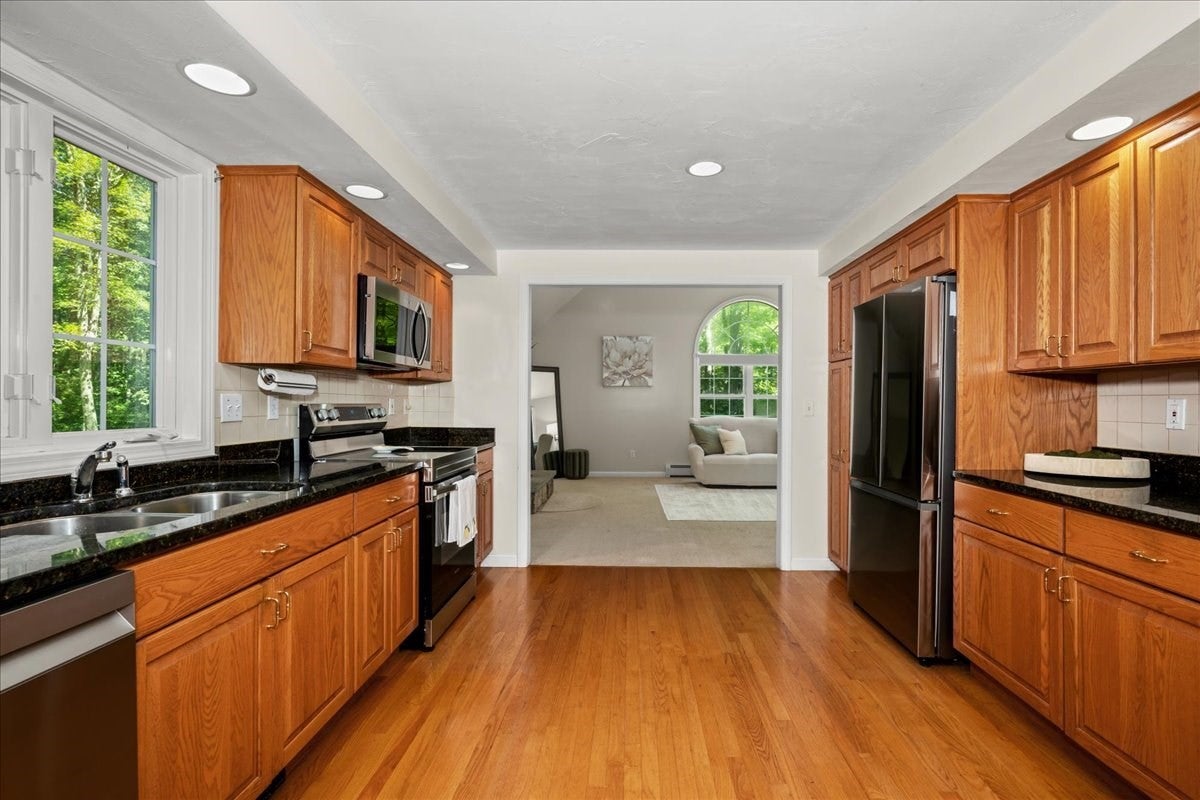 111 Sw Main St