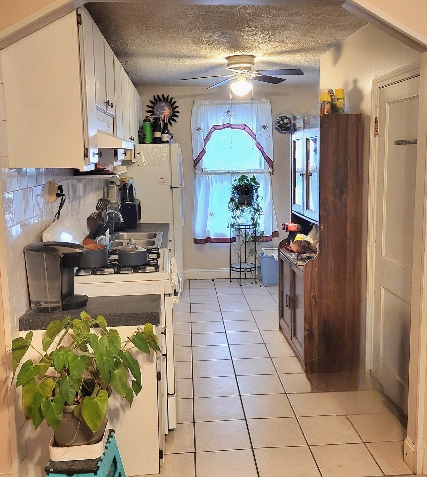 177 William St, Fall River, MA, 177 William St, Fall River, MA Photo #11