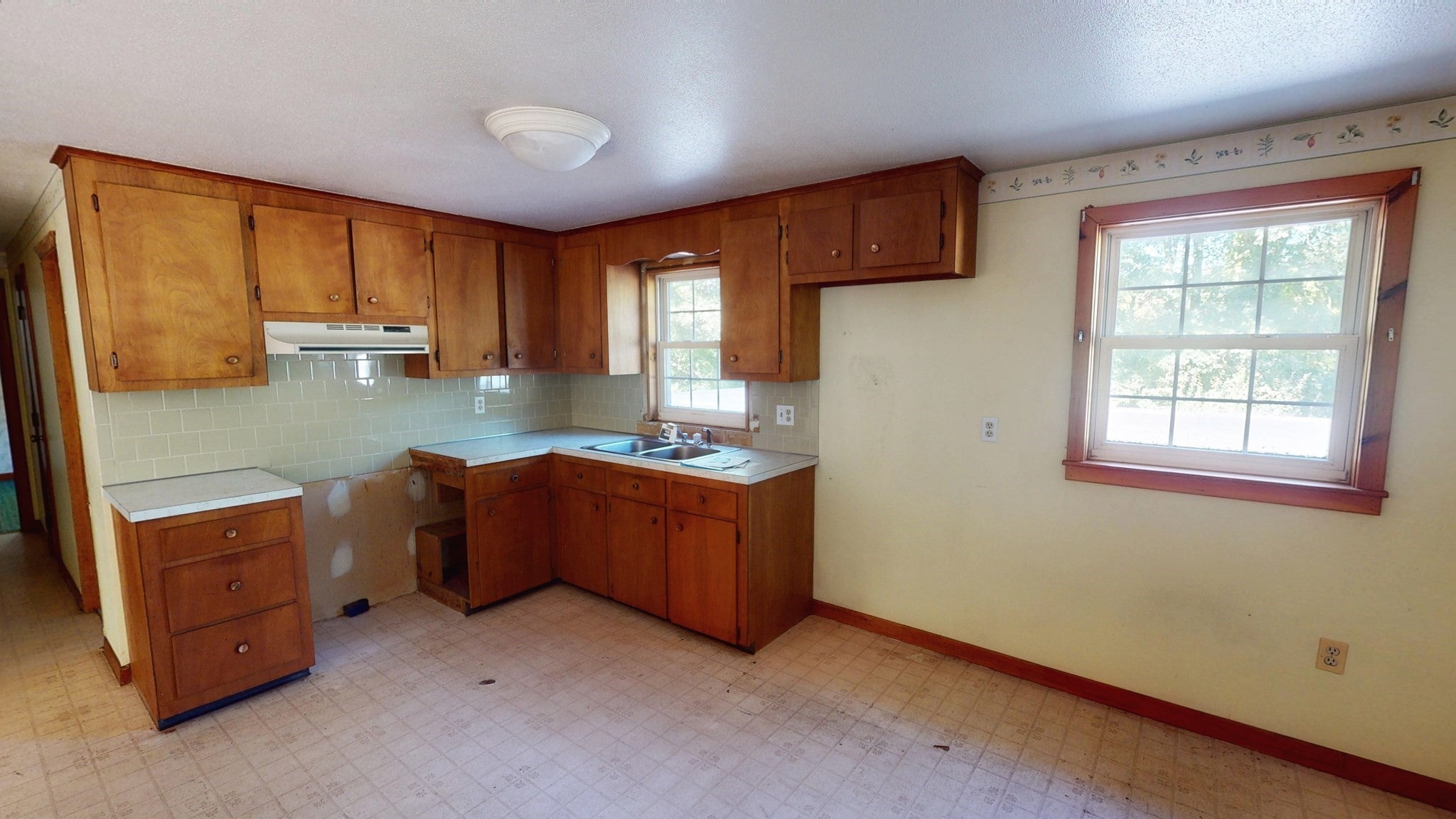 12 Flint Rd, Charlton, MA, 12 Flint Rd, Charlton, MA Photo #4