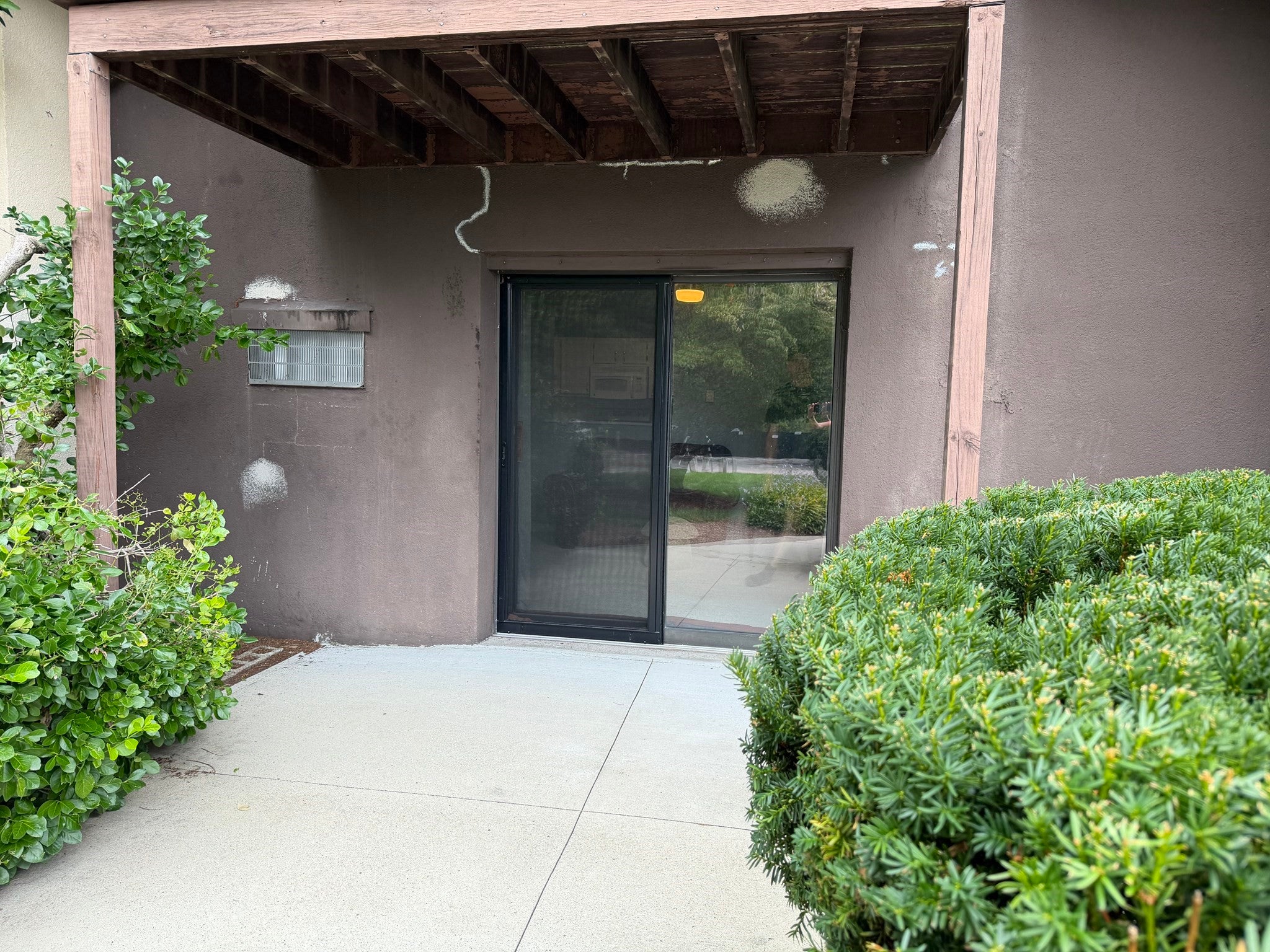 491 W Central St D1