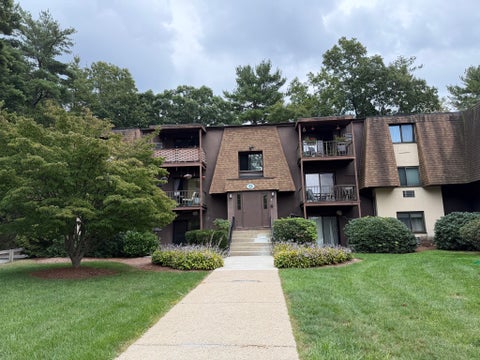 Photo of 491 W Central St #D1, Franklin, MA 02038 (MLS # 73579368)