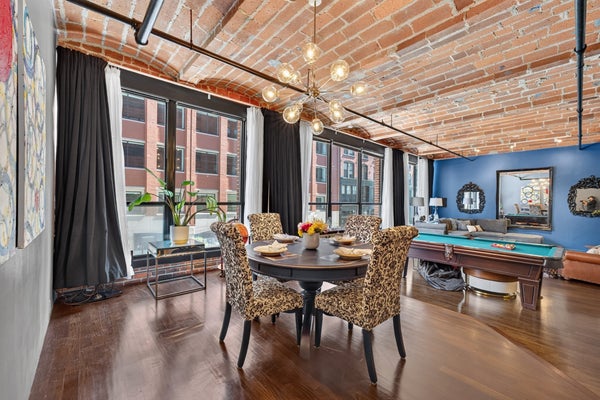 121 BEACH ST UNIT 202, BOSTON, MA 02111 - Image f9caf799d64cfb059d1a42dd52f379f8/4047481072