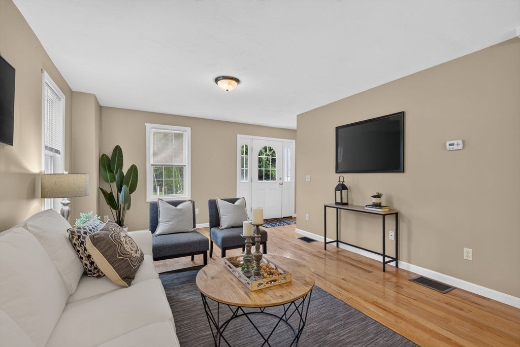 34 1/2 Briggs St #1, Taunton, MA, 34 1/2 Briggs St #1, Taunton, MA Photo #7