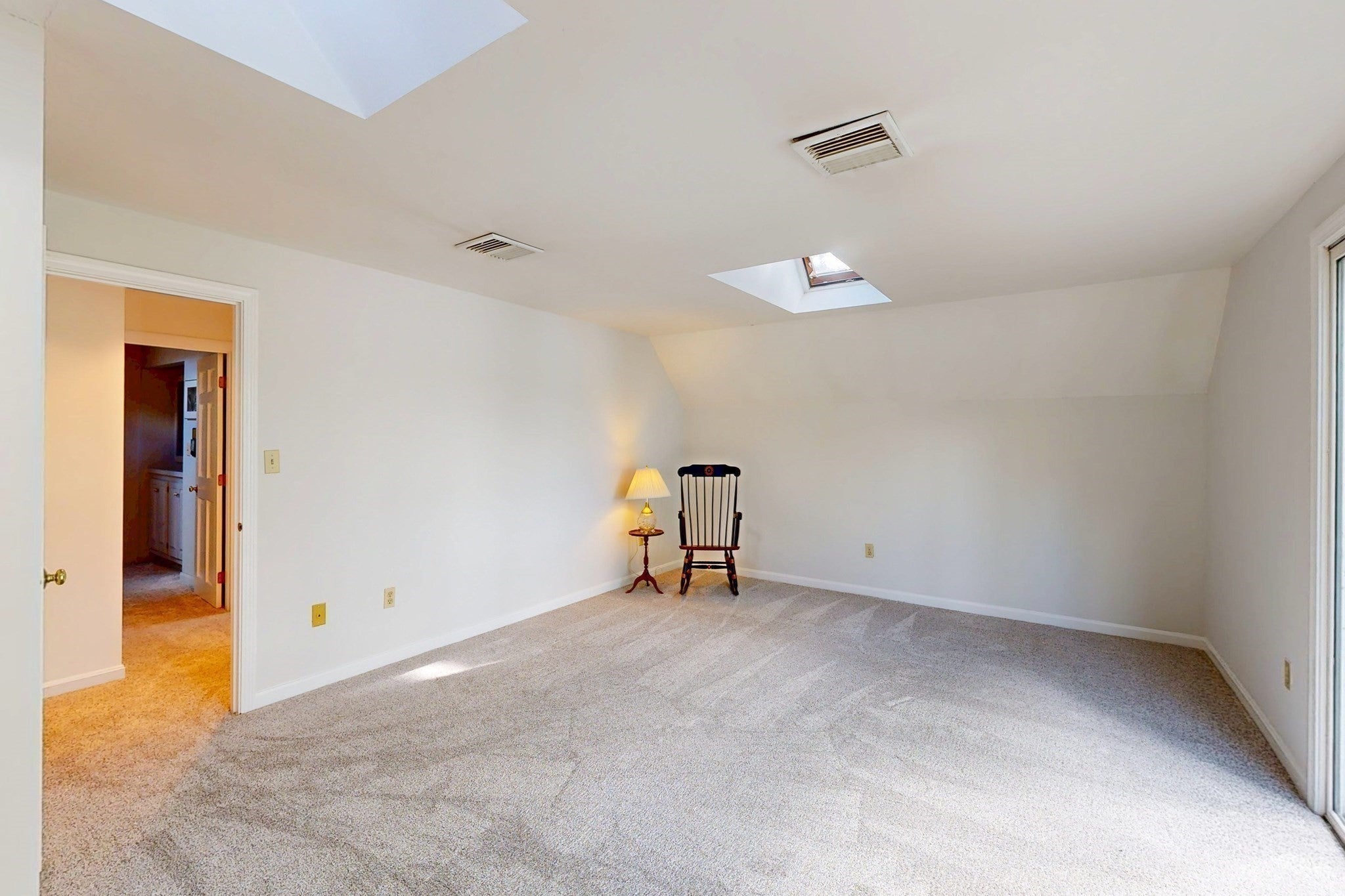 12 Downey Pl, Hopkinton, MA Photo #10