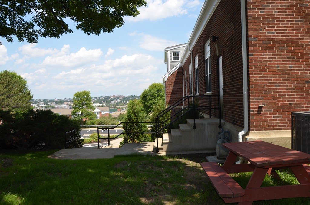 6 Admiral's Way #8, Chelsea, MA Photo #25