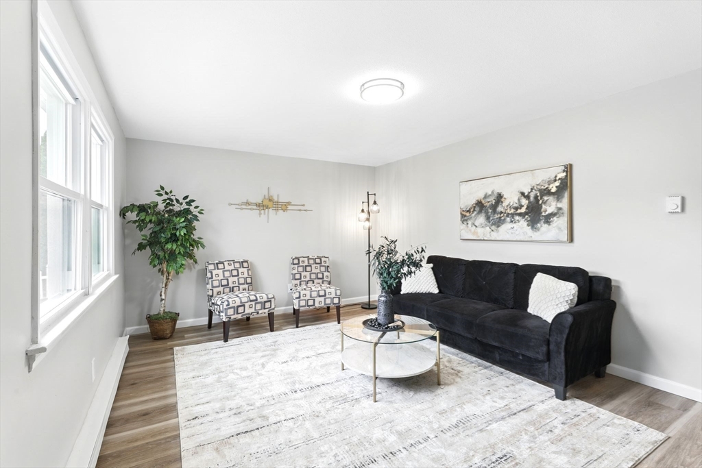 32 Cottonwood Lane