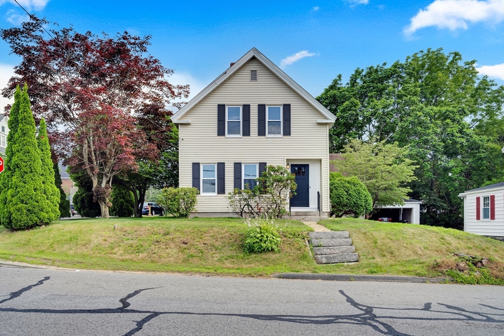 2 Pine St