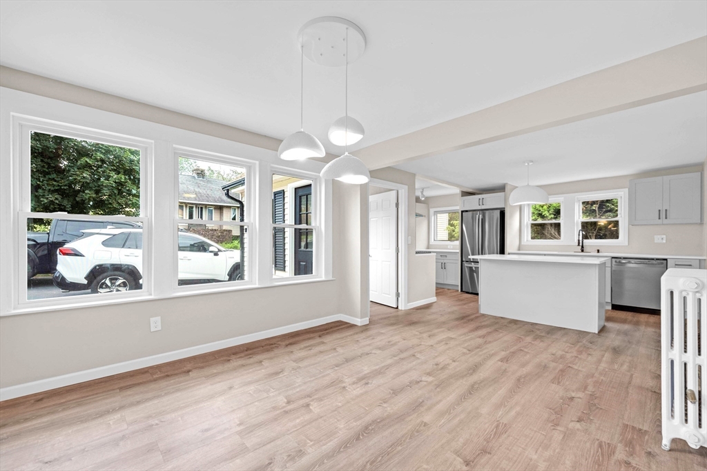 2 Pine St