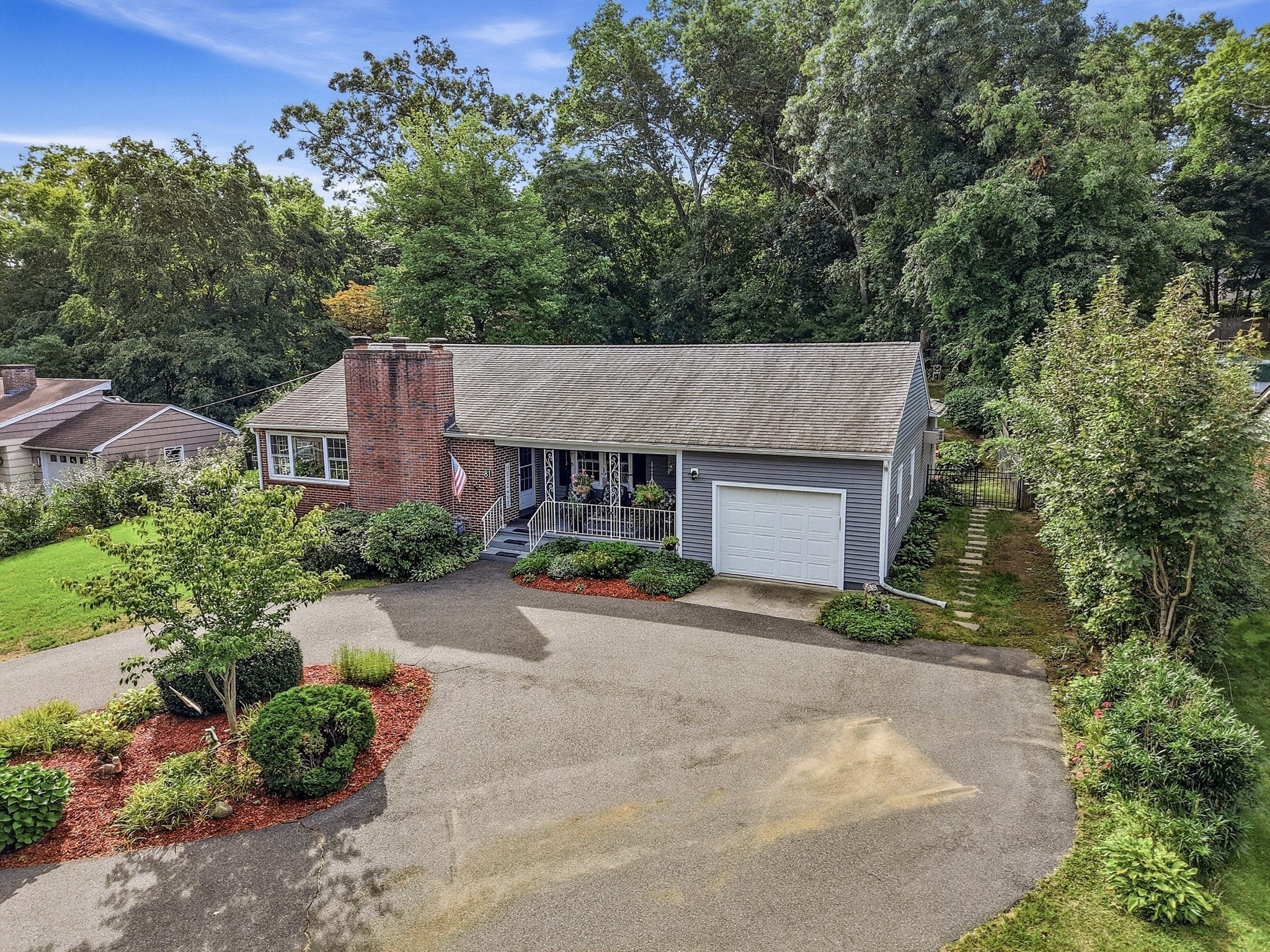 81 E Gooseberry Rd, West Springfield, MA Photo #2