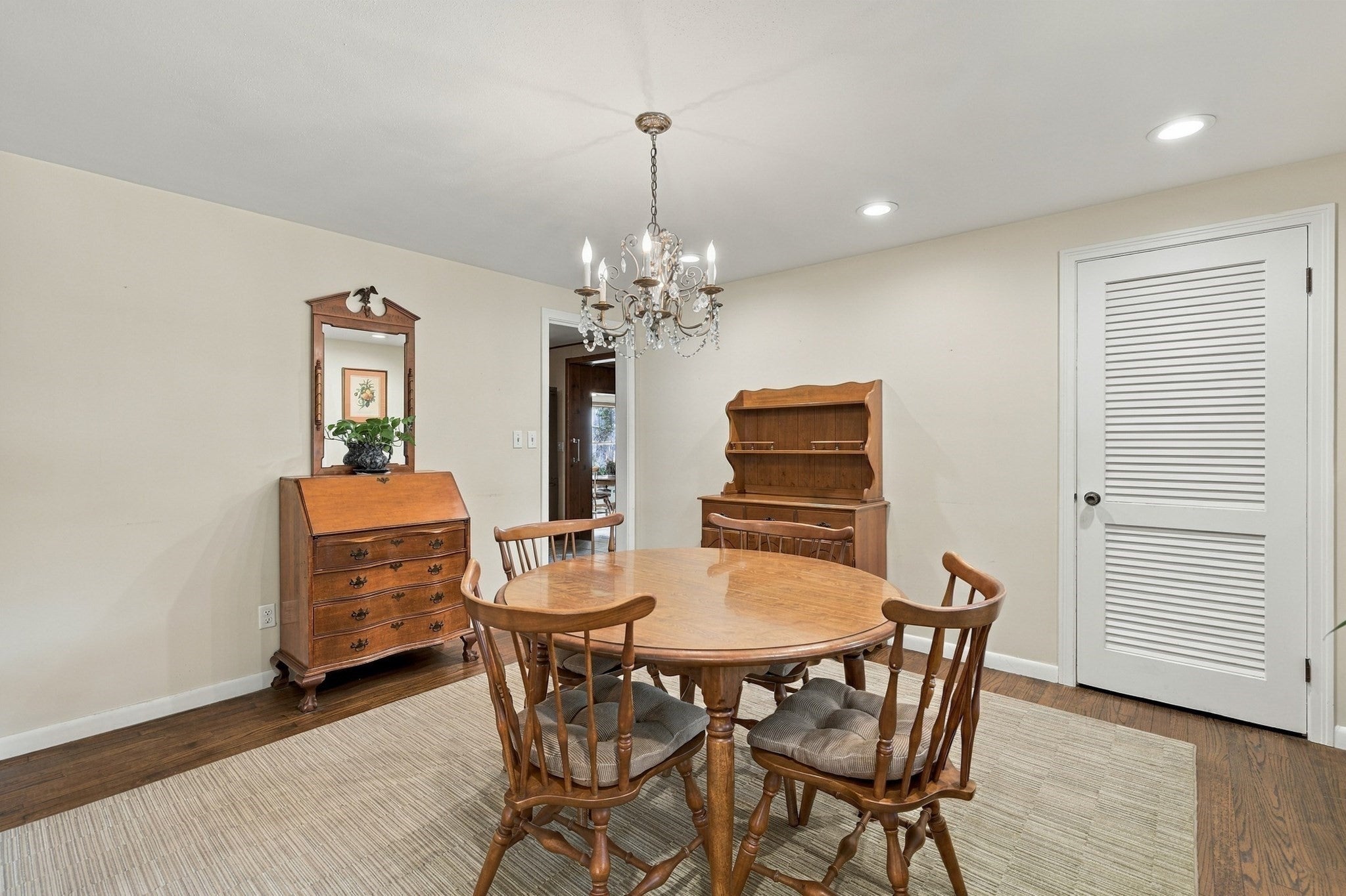 81 E Gooseberry Rd, West Springfield, MA Photo #9