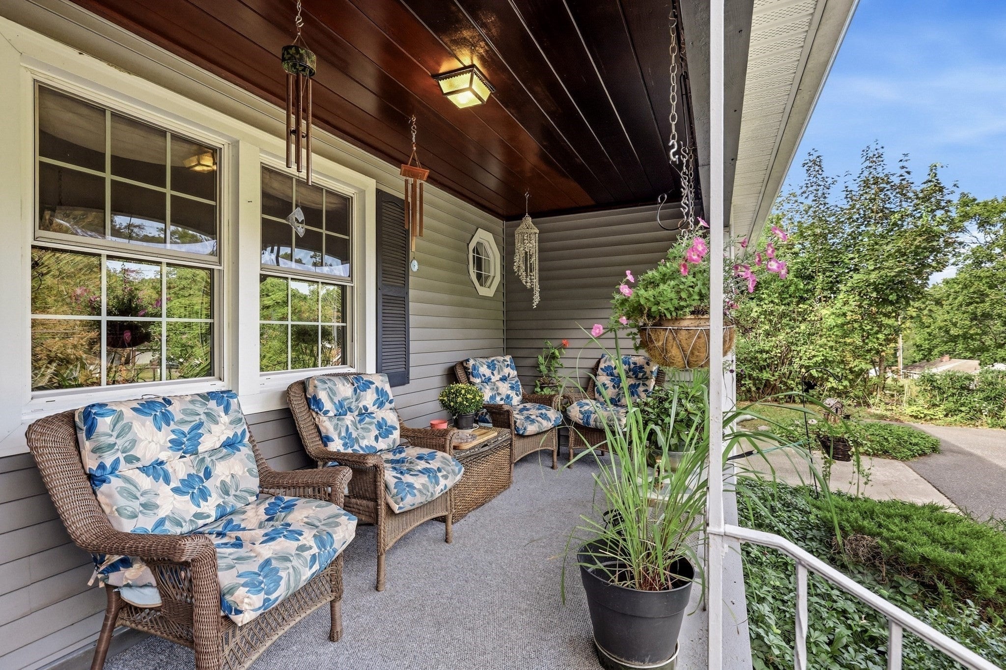 81 E Gooseberry Rd, West Springfield, MA Photo #3