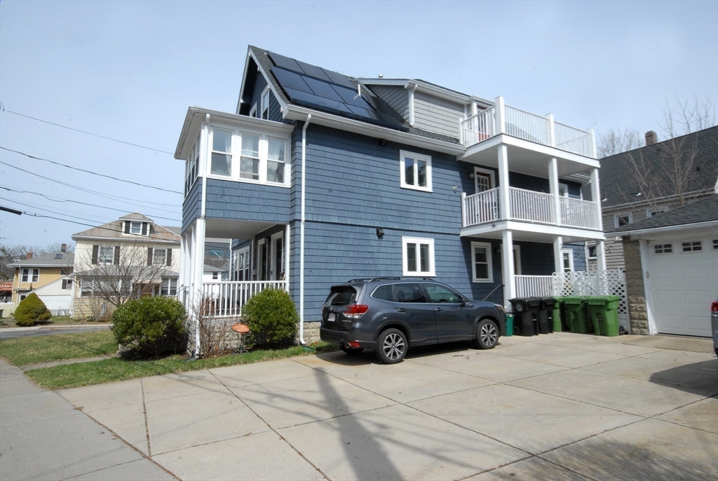 20 Beechwood Ave. B