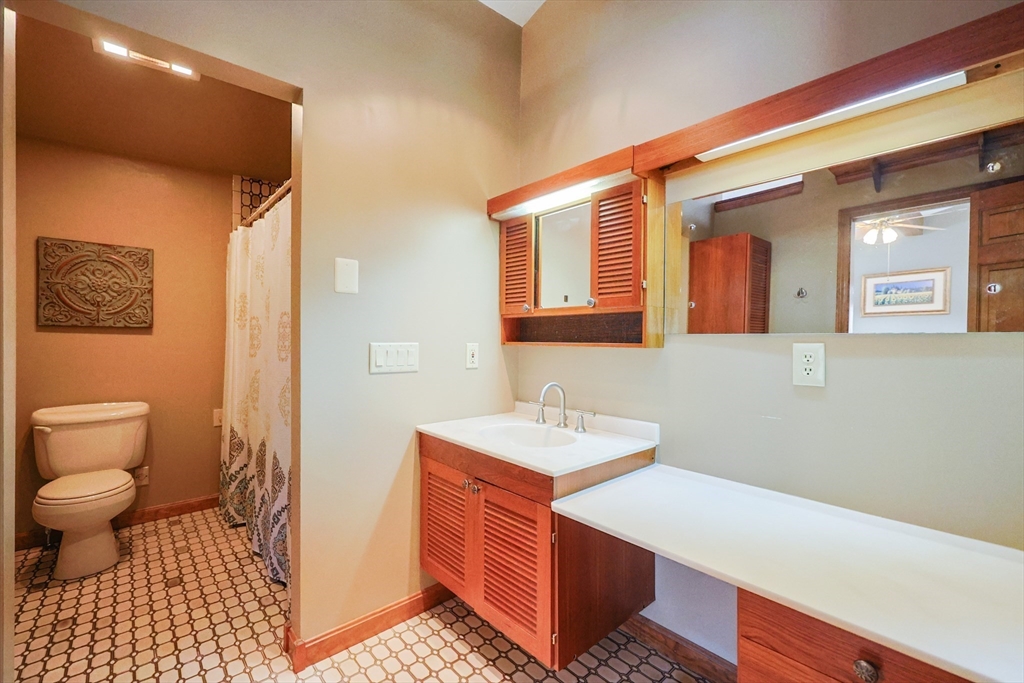 36 Bruce Avenue, Shrewsbury, MA Photo #21