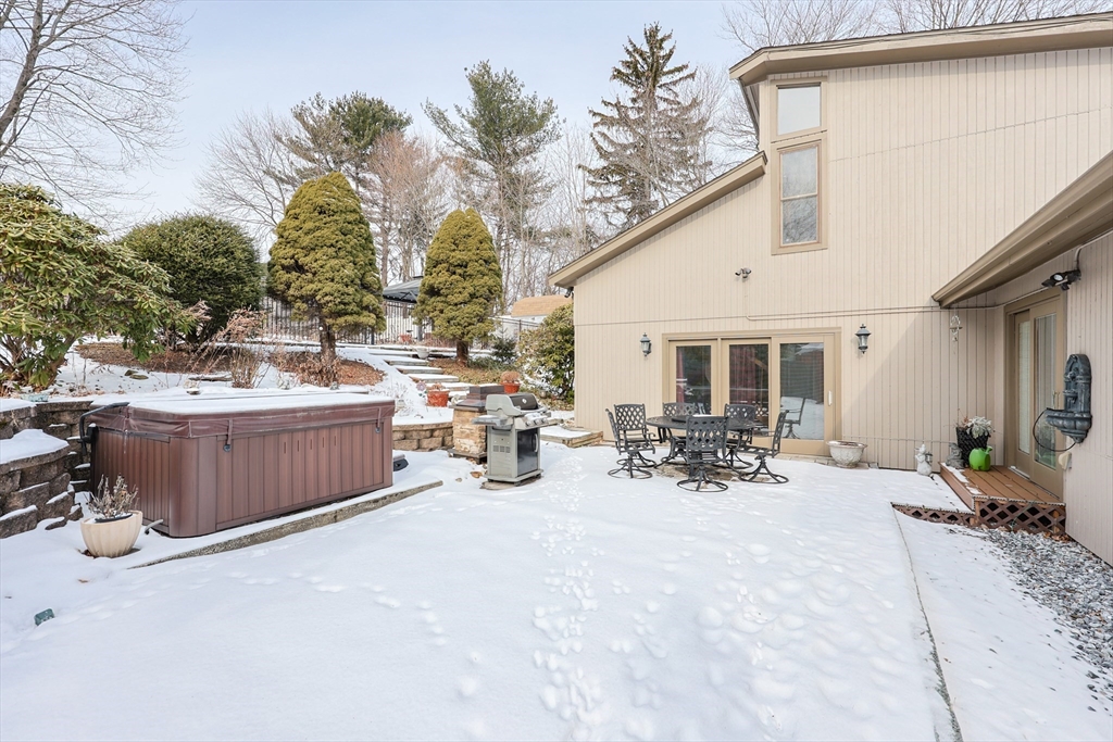 36 Bruce Avenue, Shrewsbury, MA Photo #35