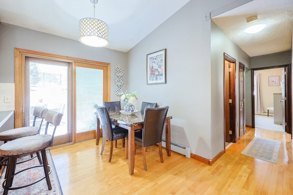 36 Bruce Avenue, Shrewsbury, MA Photo #9