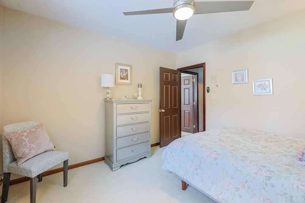 36 Bruce Avenue, Shrewsbury, MA Photo #24