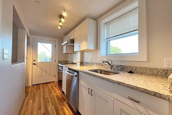 278 Cabot St 5