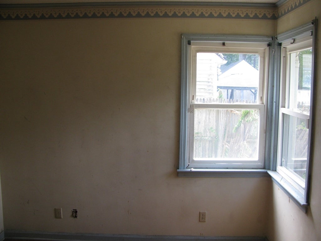 86 Pheland St, Springfield, MA Photo #10